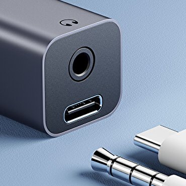 ESR 2in 1 27W Type-C To 3.5mm +Type-C 