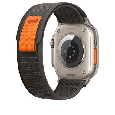 Apple Watch 49mm Siyah/Gri Trail Loop - S/M MQEP3ZM/A